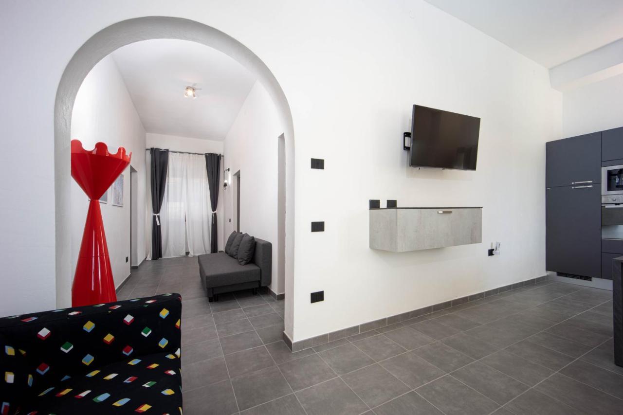 Coru E Mari 2 Apartments Пула Экстерьер фото